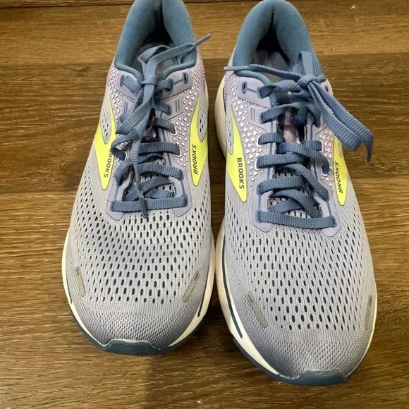 Brooks Ghost 14 Womens Running Shoes EUC - Picture 4 of 9